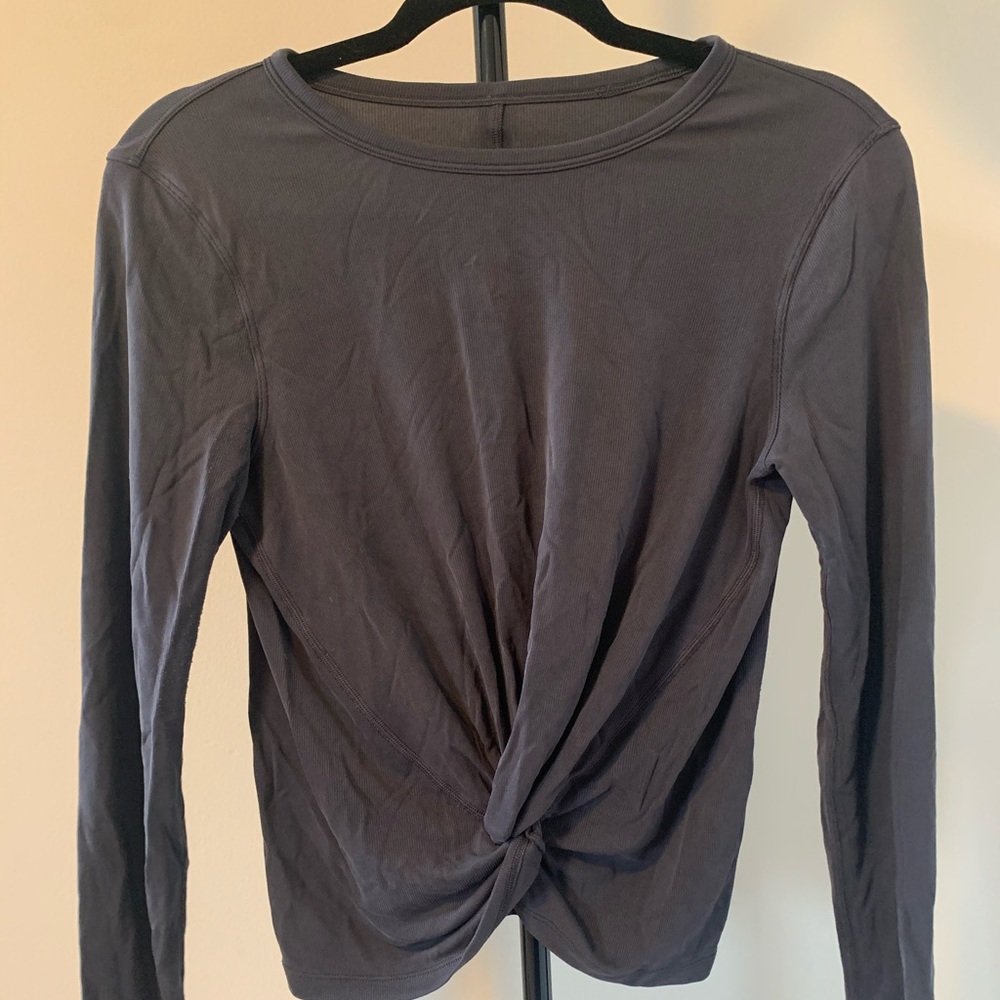 Lululemon crop top